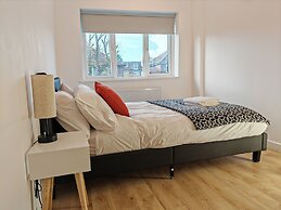 Charming 5 Bedroom House in Bexley