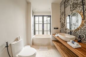 Sarang Apartments by EVDEkimi