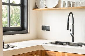 Sarang Apartments by EVDEkimi