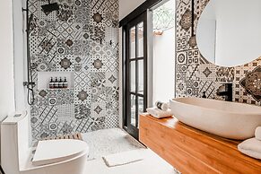 Sarang Apartments by EVDEkimi