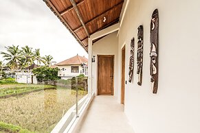 Sarang Apartments by EVDEkimi