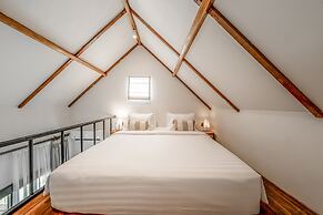 Sarang Apartments by EVDEkimi