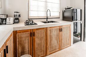 Sarang Apartments by EVDEkimi