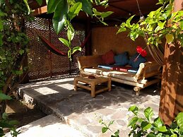 Mango Dive & Bungalow