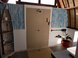 Mango Dive & Bungalow