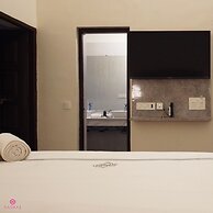 Sashas Holiday Village