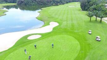 Lakowe Lakes Hotel Golf and Country Estate by NEWMARK