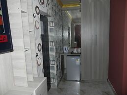 Gold Crown international Hotel