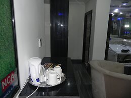 Gold Crown international Hotel