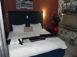 Gold Crown international Hotel