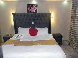 Gold Crown international Hotel