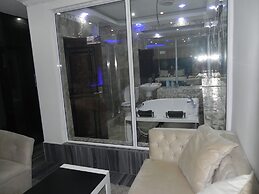 Gold Crown international Hotel