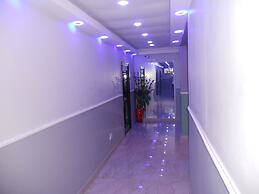 Gold Crown international Hotel