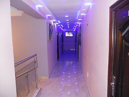 Gold Crown international Hotel