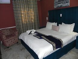 Gold Crown international Hotel