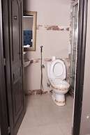 Gold Crown international Hotel