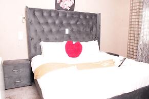 Gold Crown international Hotel