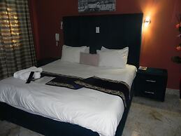 Gold Crown international Hotel