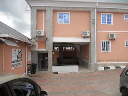 Gold Crown international Hotel