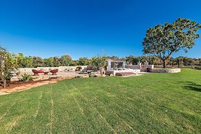 3666 Ca' Della Roccia by Perle di Puglia