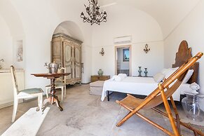 3666 Ca' Della Roccia by Perle di Puglia