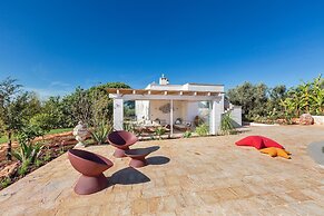 3666 Ca' Della Roccia by Perle di Puglia