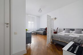 Starowiślna Studio Old Town by Renters