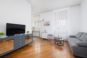 Starowiślna Studio Old Town by Renters