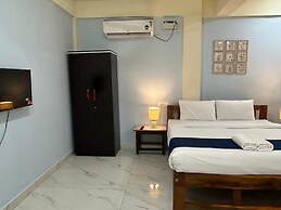 Aqua Wave by YogiTree Hotels