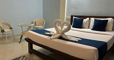Aqua Wave by YogiTree Hotels