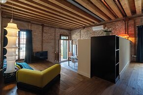 Ca' Longo Palace Apartments