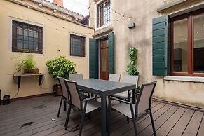 Ca' Longo Palace Apartments