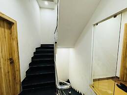 Hotel Shree Mahakal Krapa