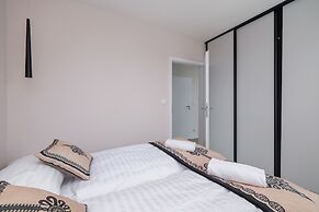 Apartment in the Mountains by Renters