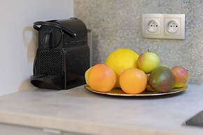 Lux Apartment by Renters Prestige