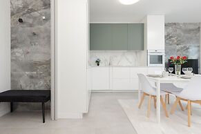 Lux Apartment by Renters Prestige