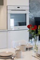 Lux Apartment by Renters Prestige