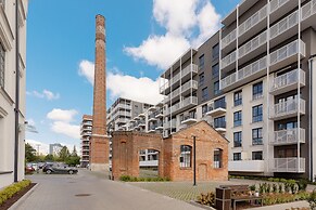 Lux Apartment by Renters Prestige