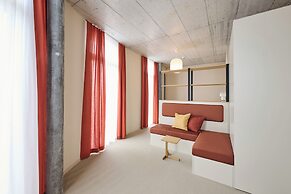 Ariv Design Hotel & Apartments