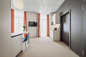 Ariv Design Hotel & Apartments