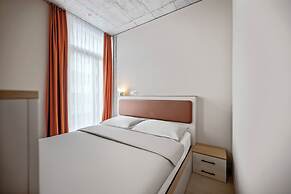 Ariv Design Hotel & Apartments