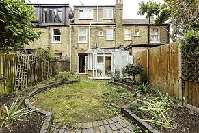 Terraced Edwardian House-poets' Corner