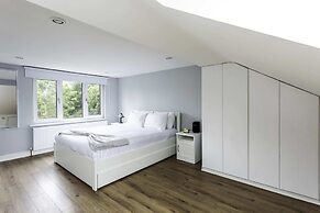 Terraced Edwardian House-poets' Corner