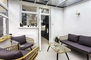 Terraced Edwardian House-poets' Corner