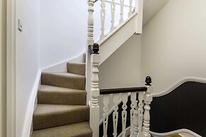 Terraced Edwardian House-poets' Corner