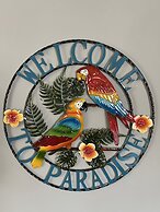 Tri - Level Residential Home; Pet Friendly, Wifi, Off Street Parking 4