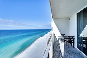 PCB Condo w/ Resort Amenities & Ocean Views