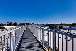 Tuscaloosa Condo: Steps to Bryant-denny Stadium!