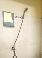 OYO Life 92632 Kost Pondok Kito