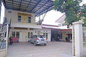 OYO Life 92632 Kost Pondok Kito